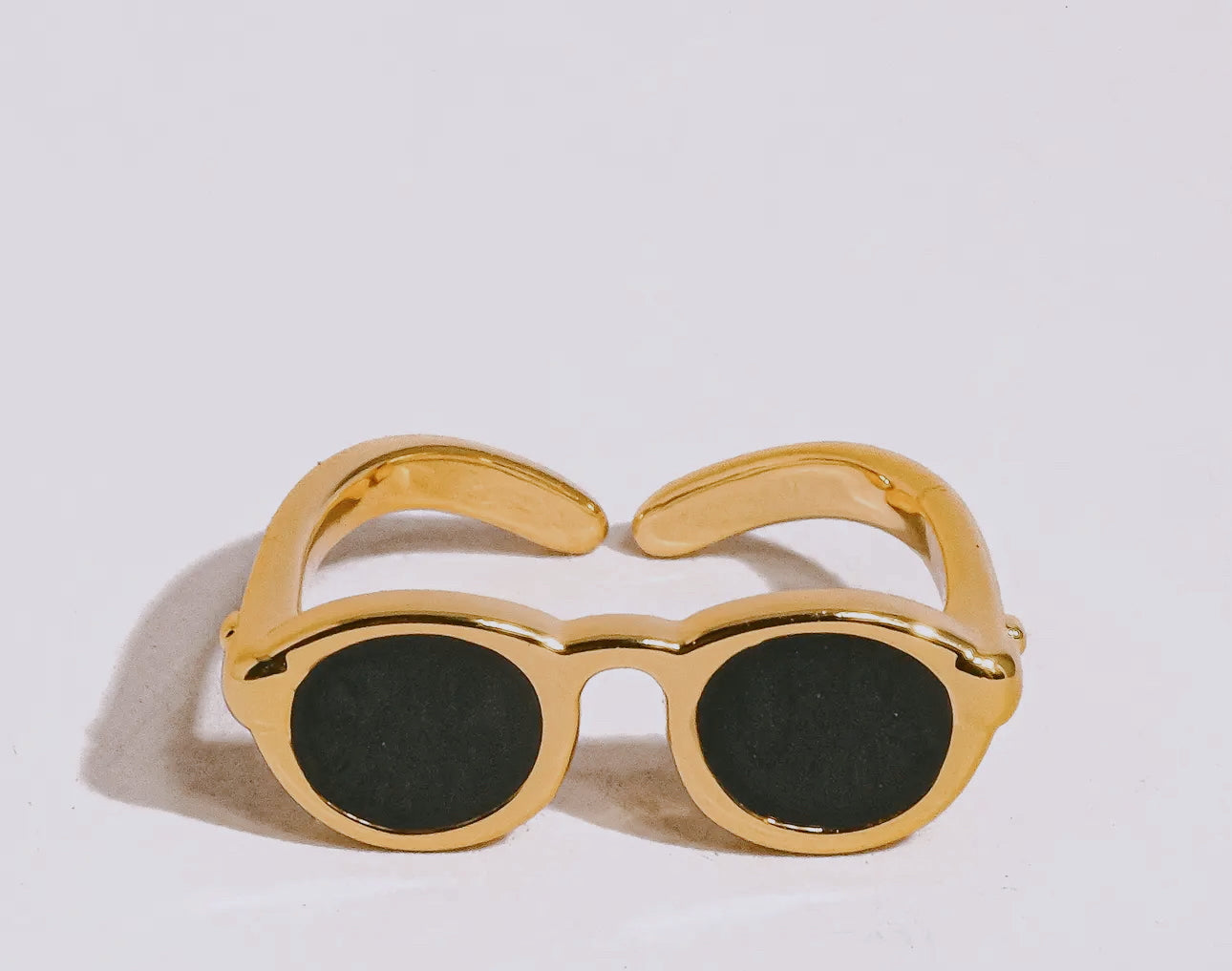 Sunglasses Ring